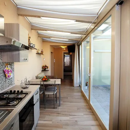 Holiday home Re Sole Vacanze - Esclusivo Attico M A R T E Con Spaziosissima Terrazza Solarium Attrezzata