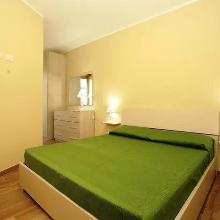 Re Sole Vacanze - Esclusivo Attico M A R T E Con Spaziosissima Terrazza Solarium Attrezzata * Avola