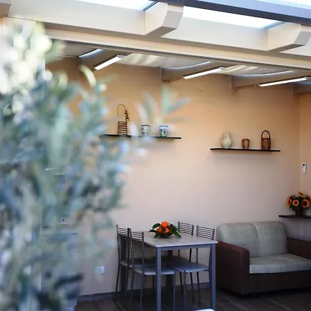 Re Sole Vacanze - Esclusivo Attico M A R T E Con Spaziosissima Terrazza Solarium Attrezzata * אבולה